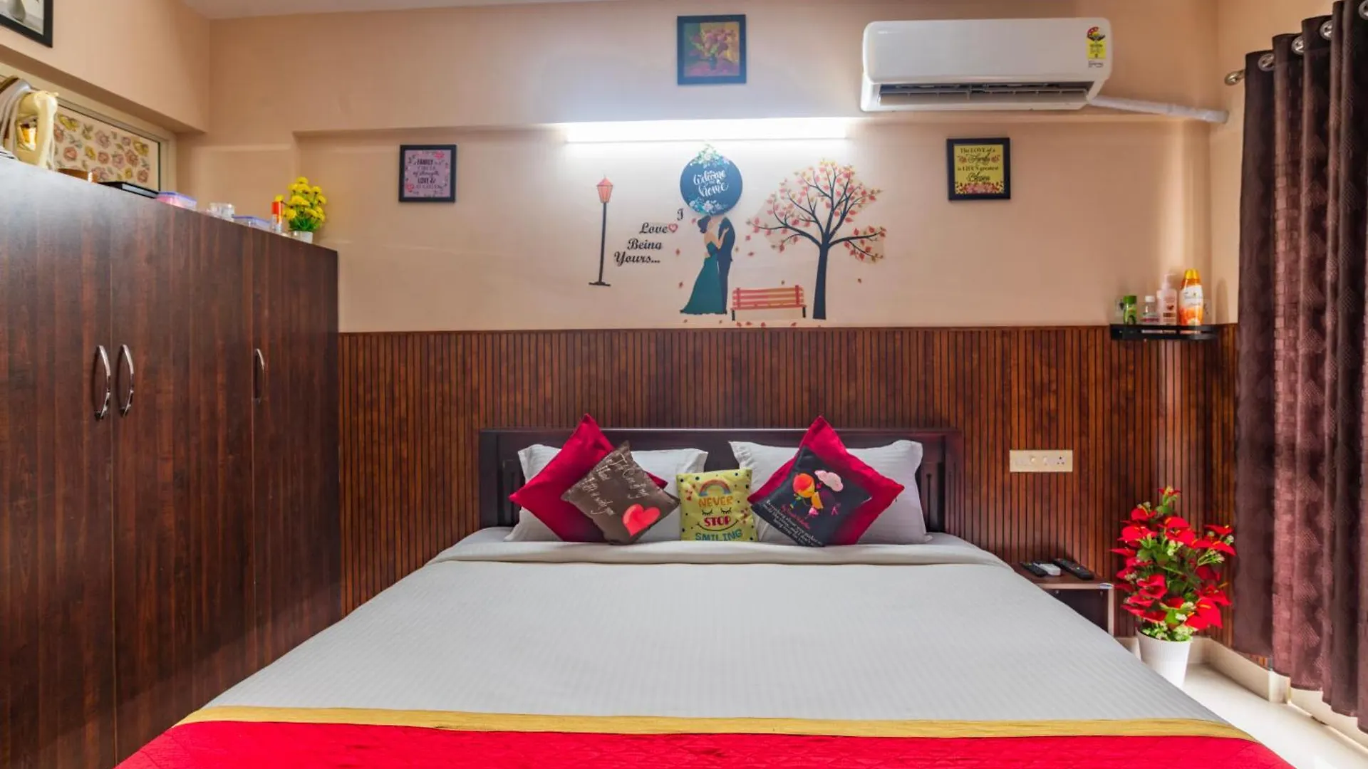 Sancta Maria Lounge -Cochin Airport Daire Nedumbassery Hindistan