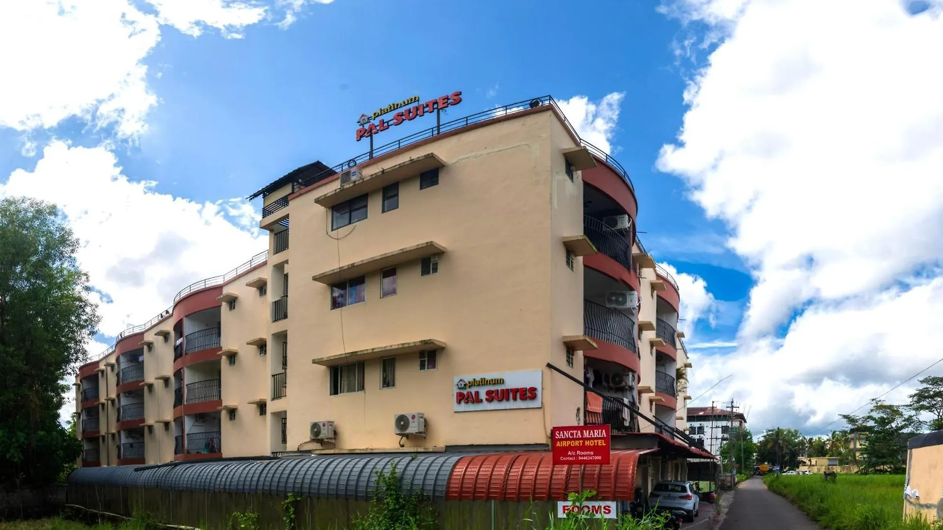 Sancta Maria Lounge -Cochin Airport Daire Nedumbassery